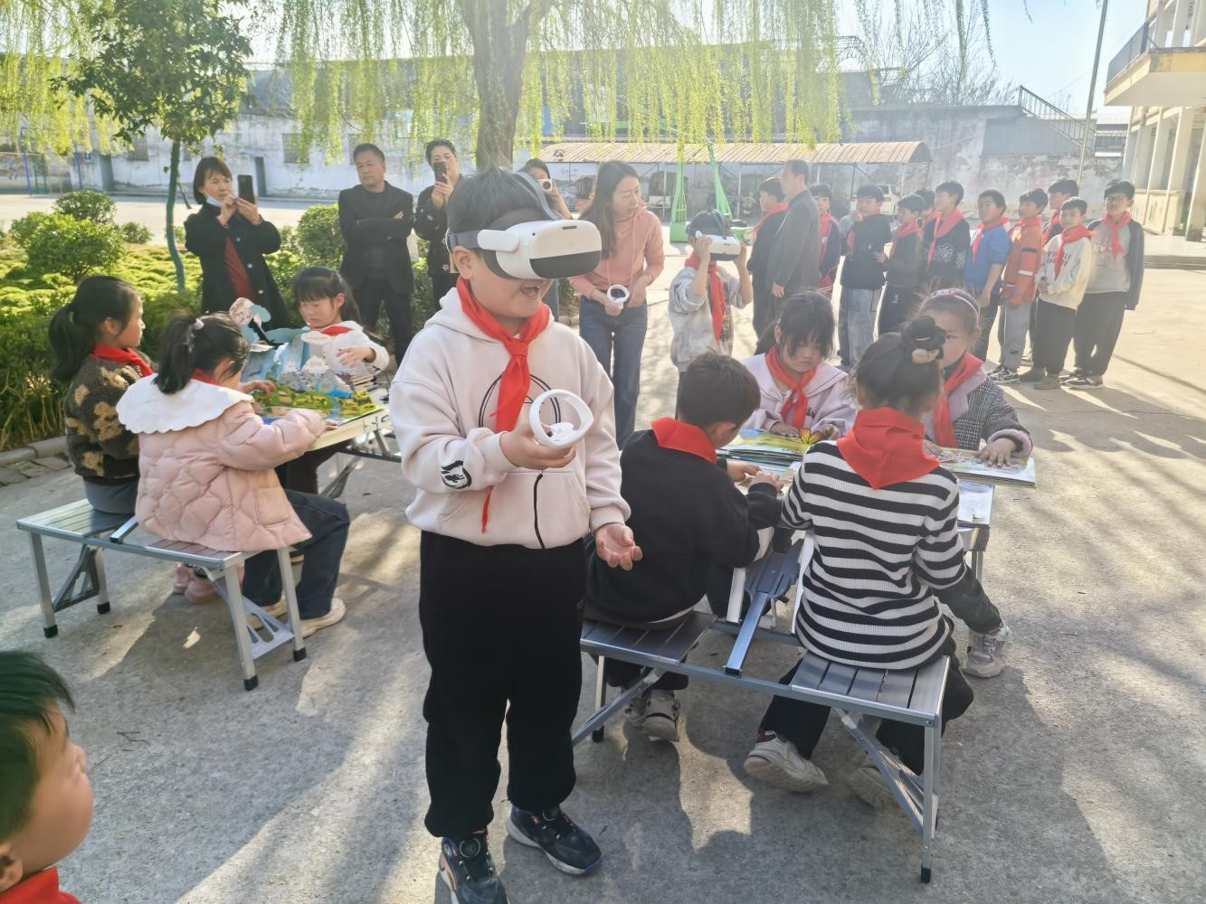 https://lm.ahlib.com/file/group2/M00/03/73/wKhC6mfdM_SEb9IuAAAAAEtySd8330.jpg